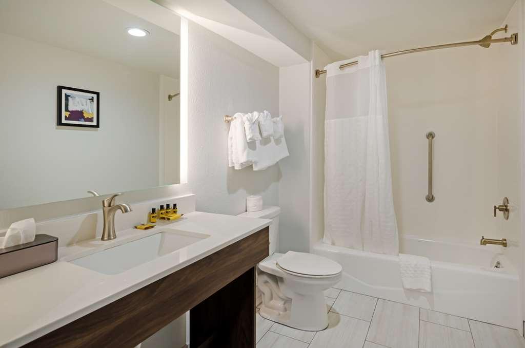 Best Western Plus Harrisonburg Pokój zdjęcie